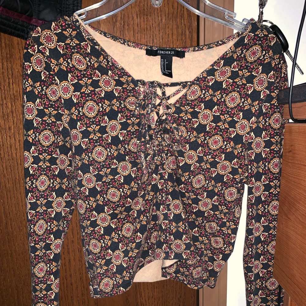 🌹LONG SLEEVE CROP TOP